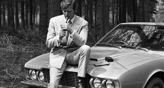 Illustration for article titled Sir Roger Moore, Who Drove Some Of The Coolest Cars In Cinema, Dies At 89